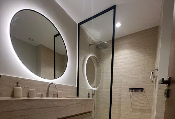 Single touch services Home page service image Glass and Aluminum img